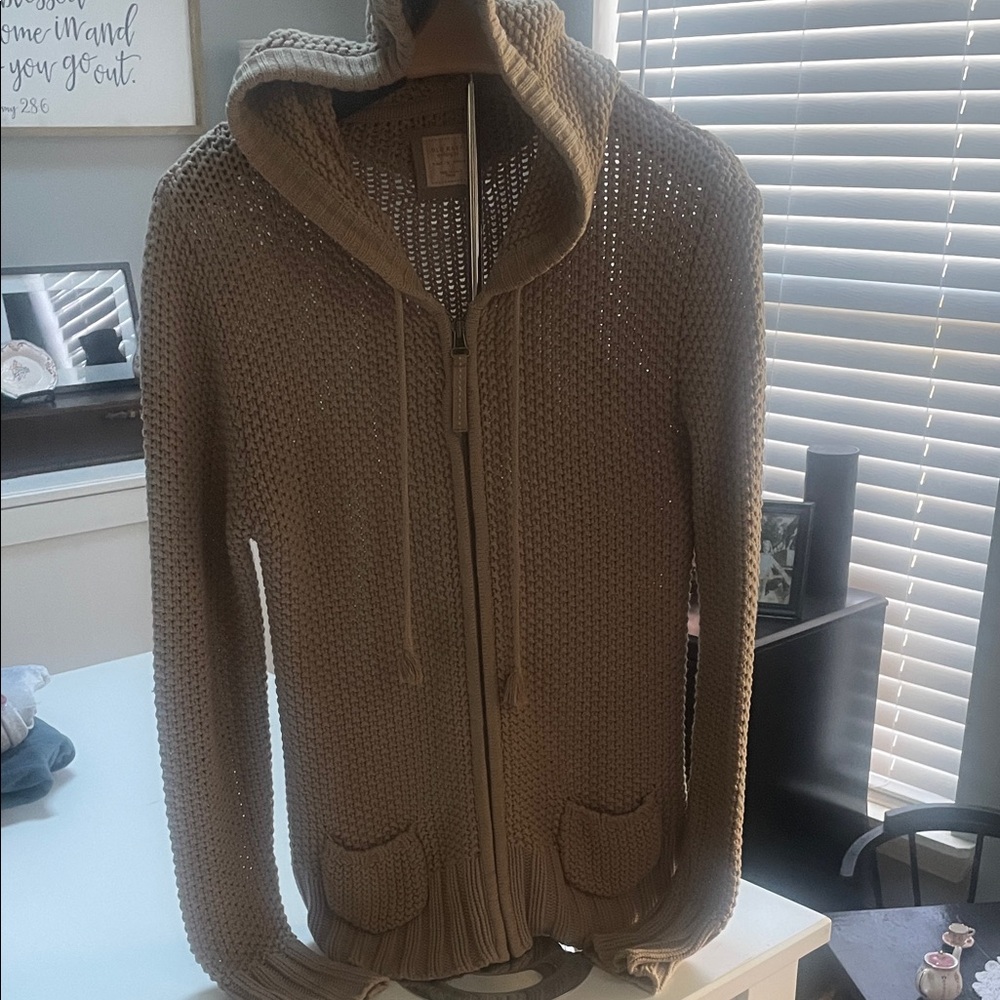 Summer Sale Markdown Old Navy, Women’s Tan Hooded Sweater Lgh 24”, Pit 2 Pit 16”